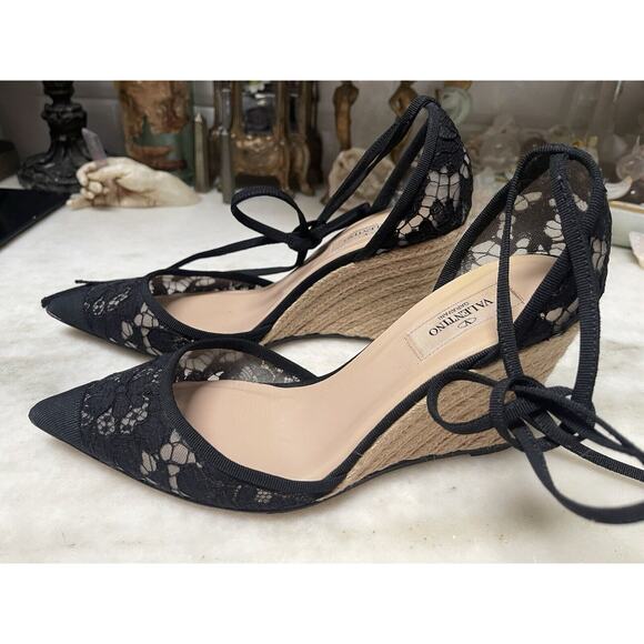 VALENTINO GARAVANI Black Lace Ankle Bow Straps Pointy Toe Espadrilles 38 unique - Picture 5 of 13